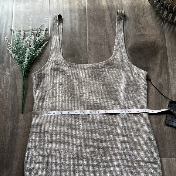 🔥4 for $25🔥 FOREVER 21 silver champagne bodycon dress - NEW with tags - Picture 6 of 10